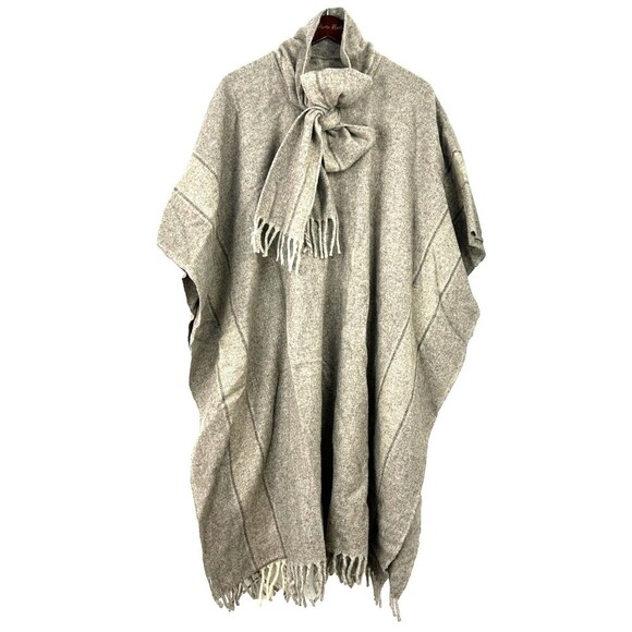 Artesanias Reyes Sweaters - Artesanias Reyes Wool Brown Knit Long Shawl Cape Fringe Boho Soft Warm One Size